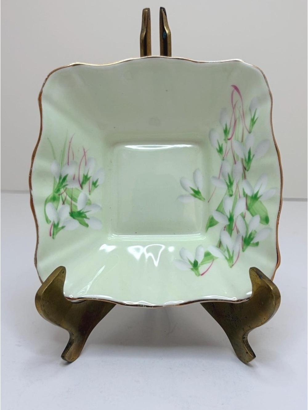 Vintage Royal Albert Laurentian Snowdrop Square Bone China